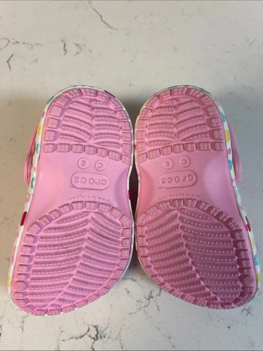 Crocs Kids' x Disney Minnie Mouse Classic Clogs Size 6 Style # 210894 - Picture 10 of 17